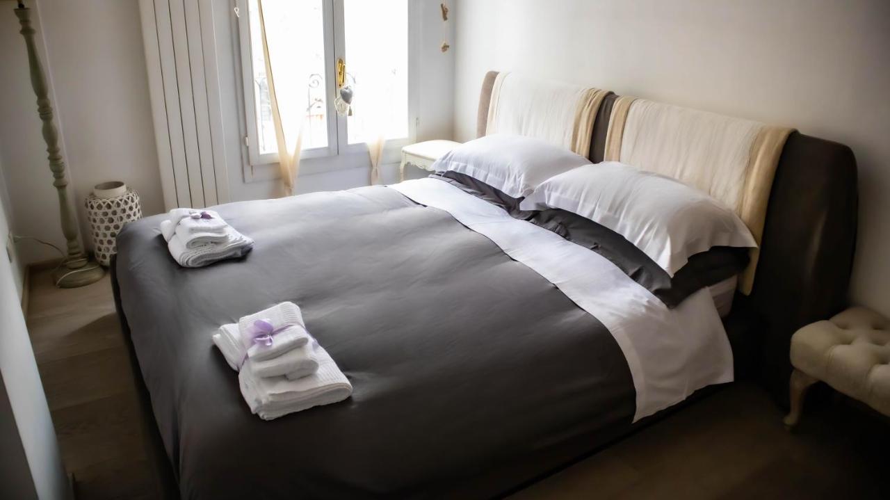 La Finestra Apartment Bologna Luaran gambar